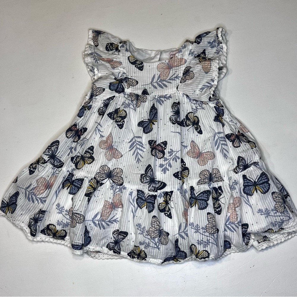 Flowy ruffle sleeveless butterfly dress
